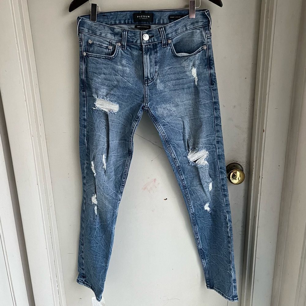 Like New PacSun Distressed Ultimate Comfort Stretch Distressed Jeans